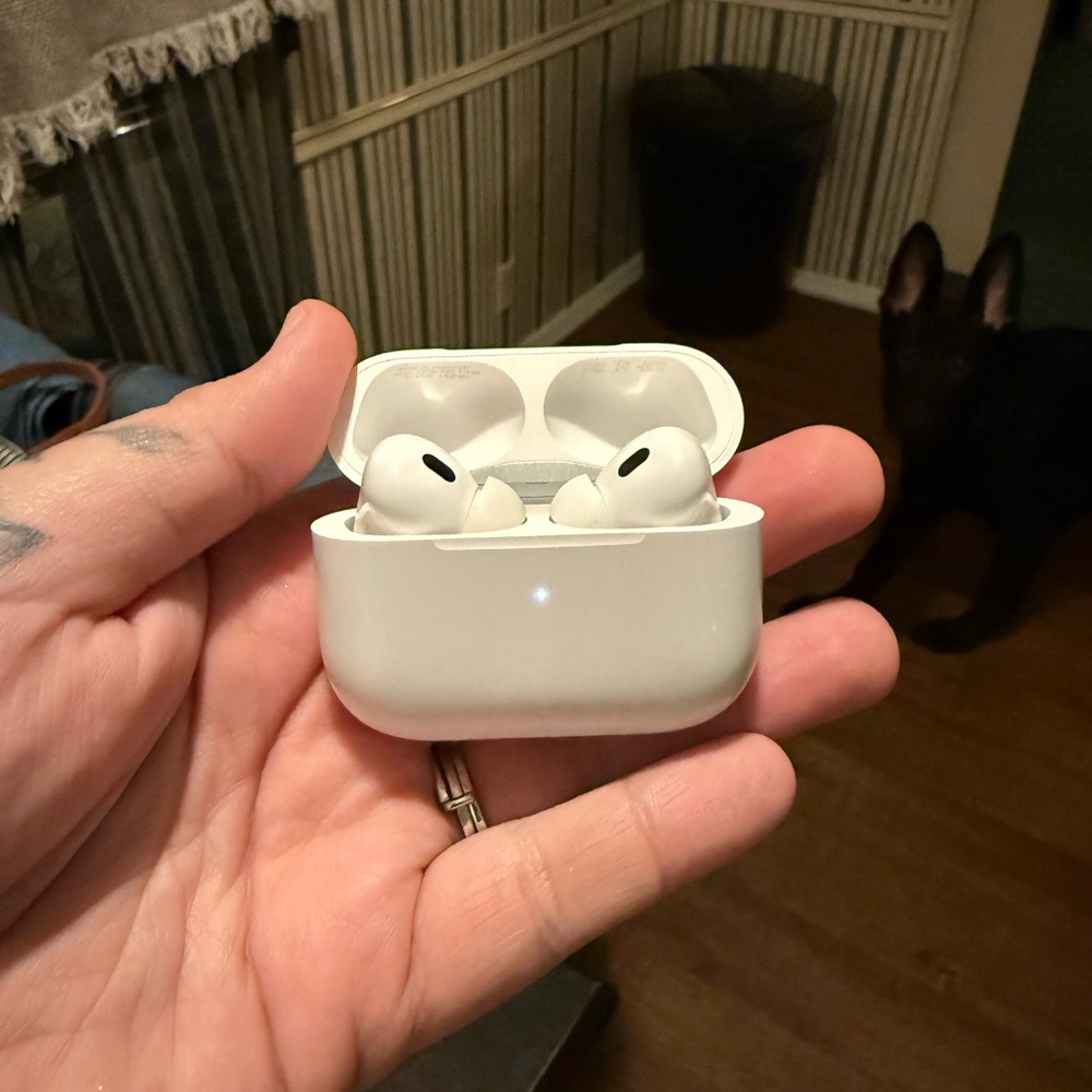Apple AirPod Pros 2nd Generation